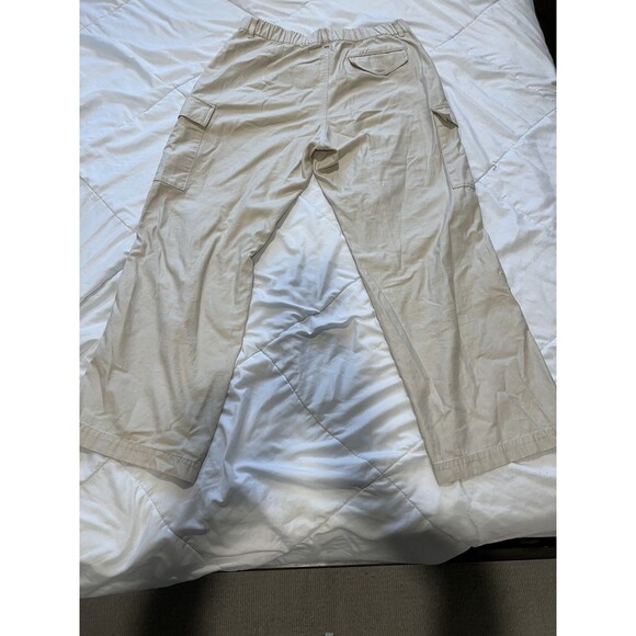 Uniqlo Women's Wide Straight Leg Cargo Pants 100% Cotton Khaki Beige Size Large - Picture 2 of 3